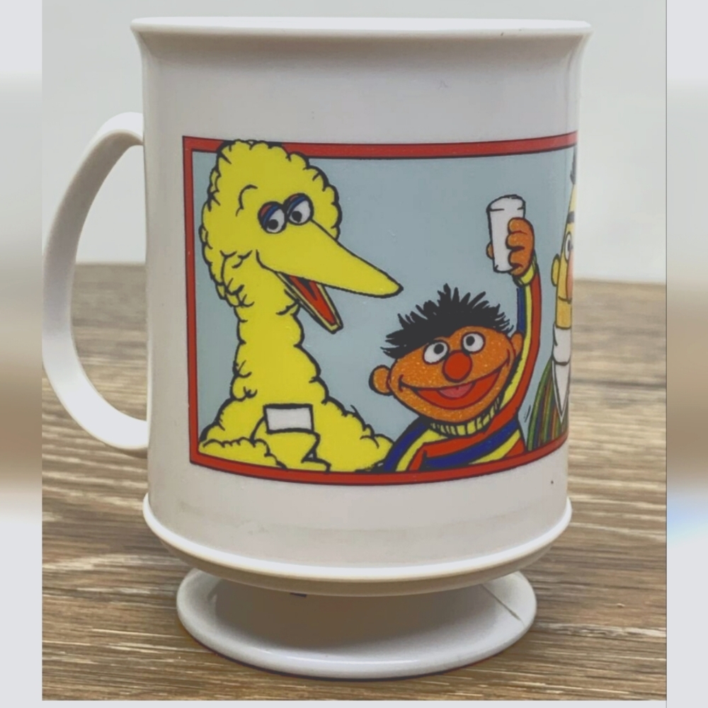 VINTAGE Sesame Street Mug